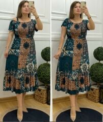 N019-Kahveli etnik desen madonna yaka elbise